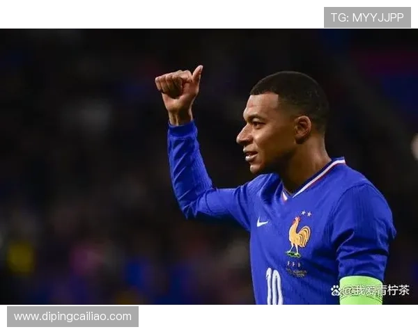 姆巴佩上半场表现精彩 进球世界波被吹 2射2正1次关键传球引领进攻